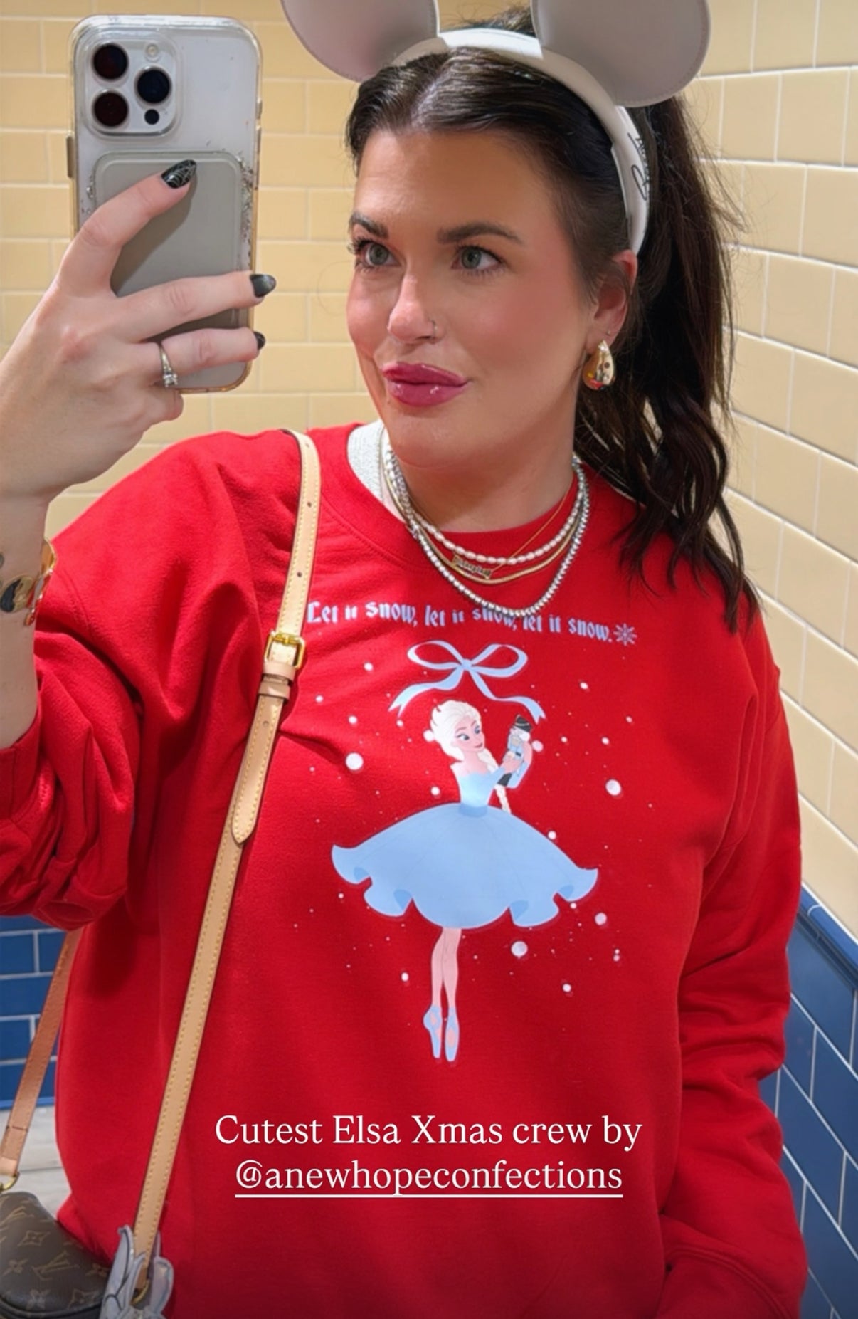 It’s SNOW Elsa - Tee and Sweatshirt