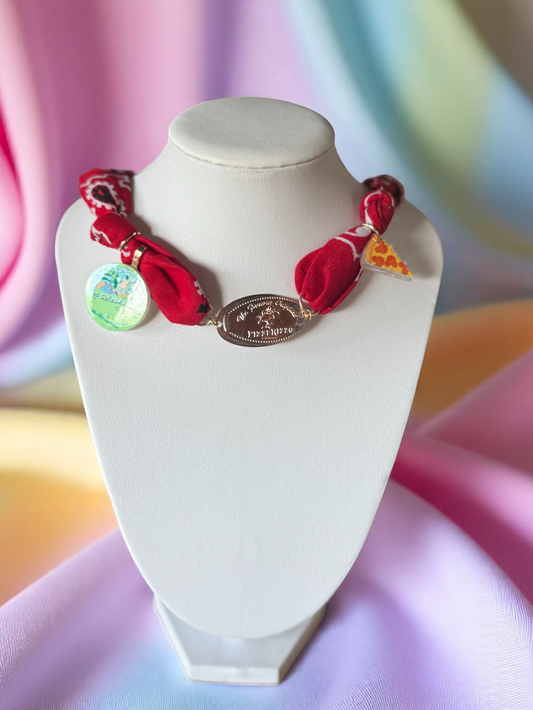 🍕 Pizza Rizzo Bandana Necklace – Wearable Muppet Magi